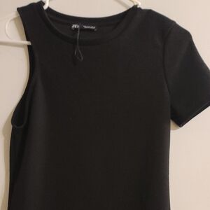 Zara Black Fitted Short Sleeve Tee